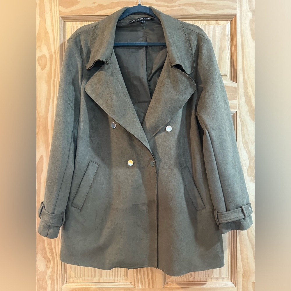Women’s L Suede Coat